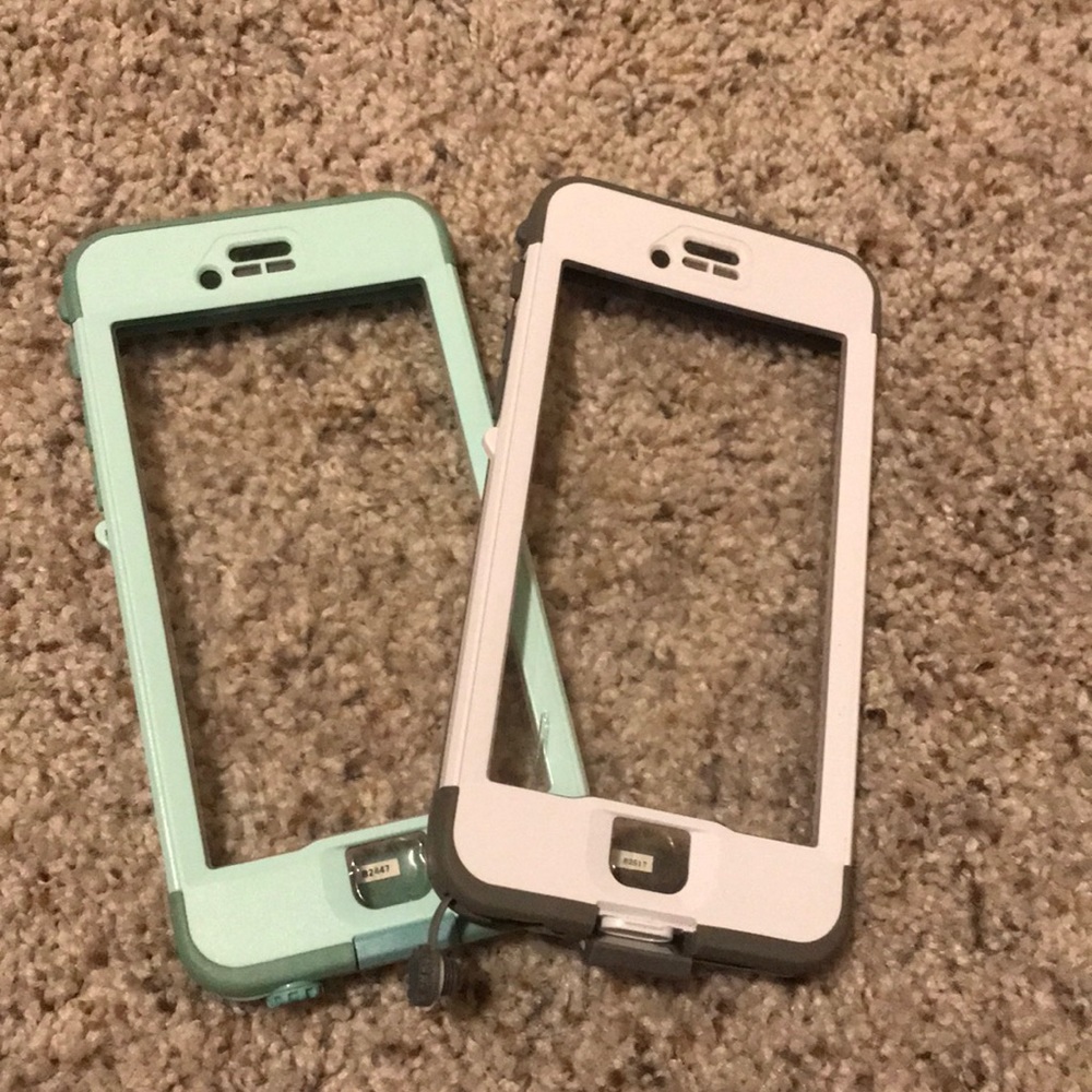 2 life proof cases